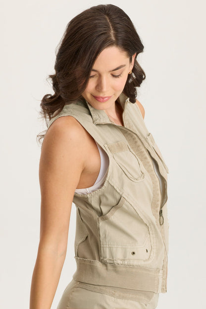 Grindelle Cargo Vest in Poplin and Jersey