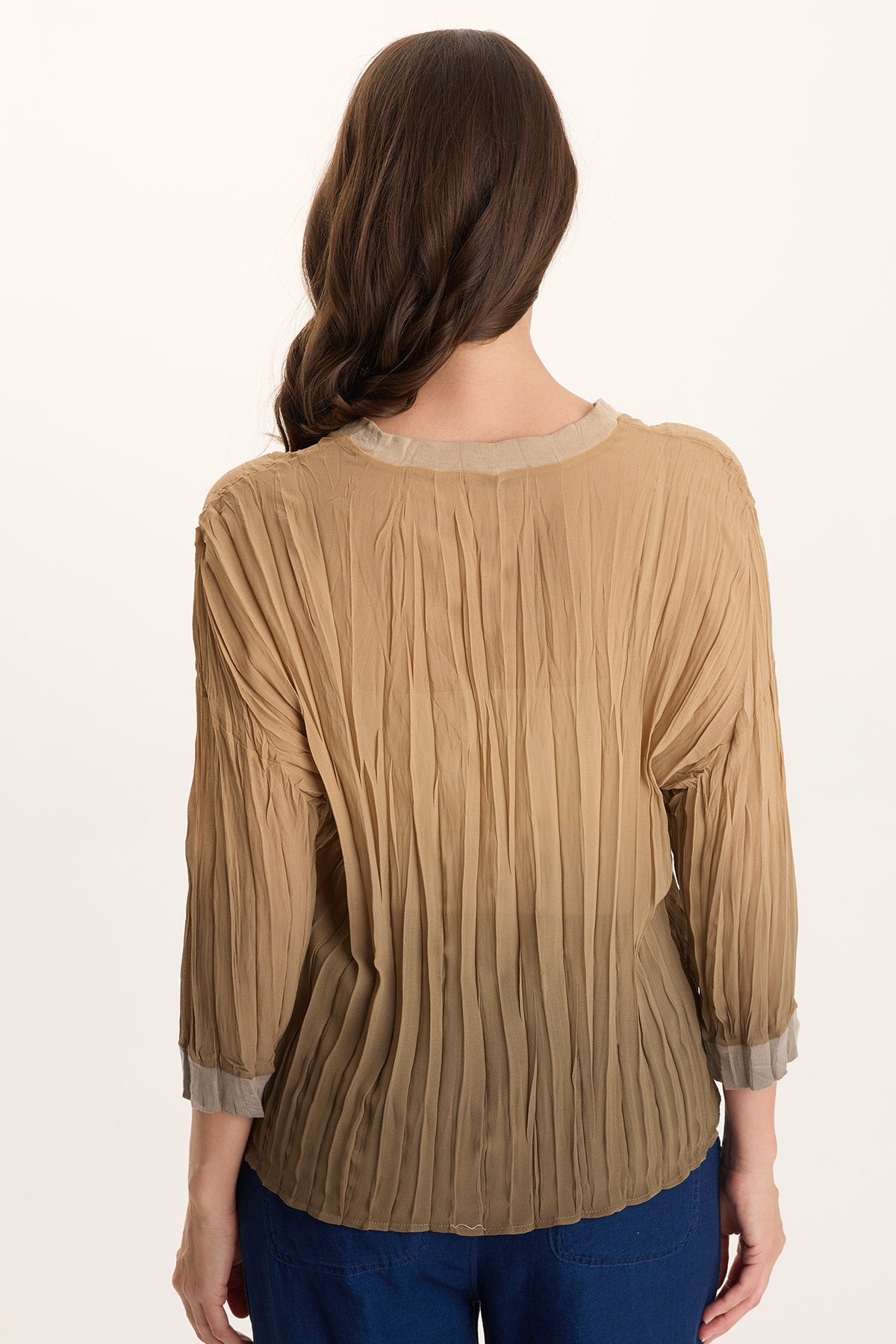 Hoyt Crinkle Pleat 3/4-Sleeve V-Neck