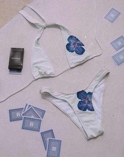 Cerry Bikini Top in Ivory with Blue Orchid
